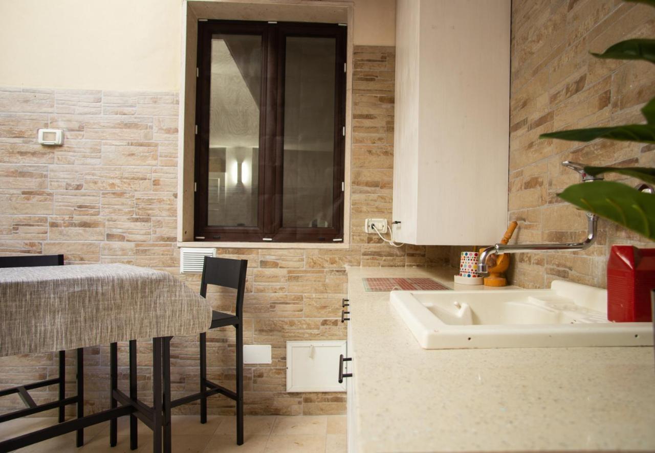Casa Colombo - The Fab Stay برينديسي المظهر الخارجي الصورة